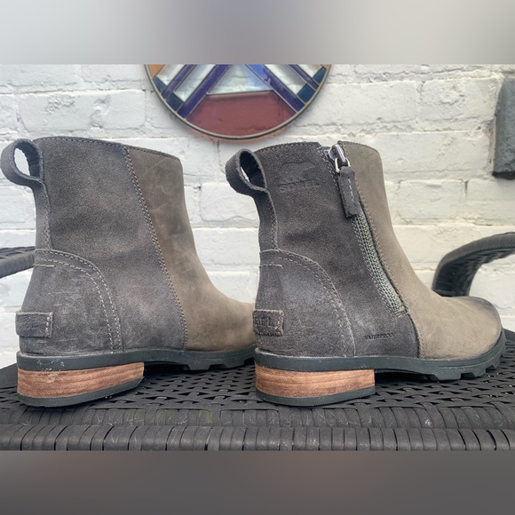 Sorel Emilie Chelsea Zip Bootie - Picture 5 of 9